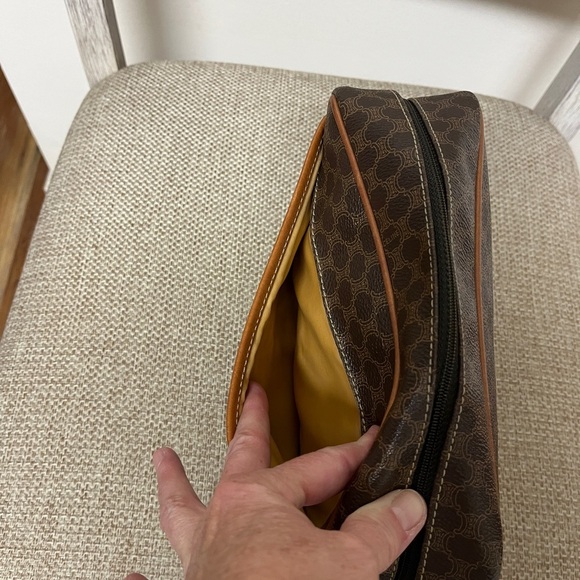 Celine Brown Toiletry Bag - Picture 4 of 13